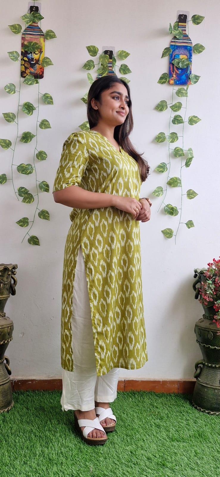 Olive Geometric printed kurta