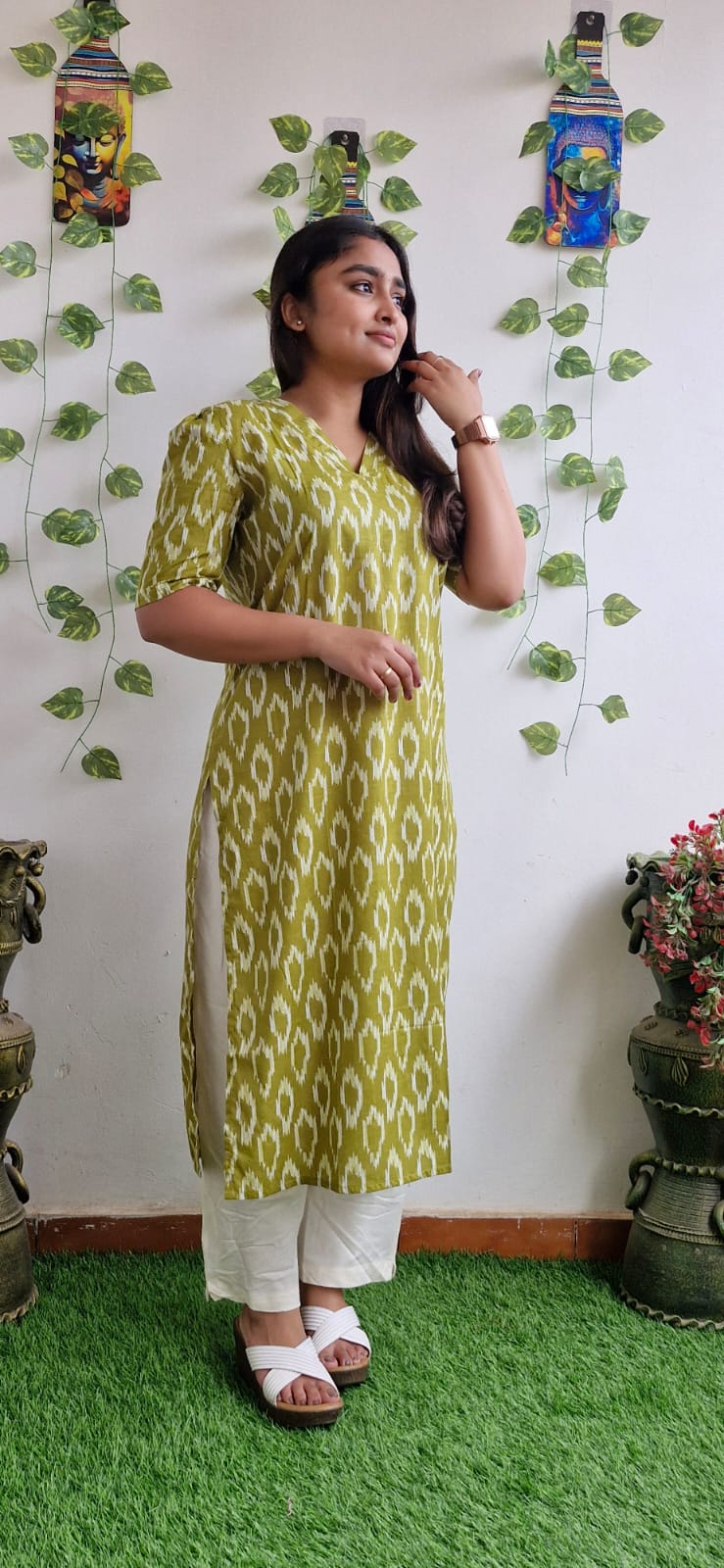 Olive Geometric printed kurta