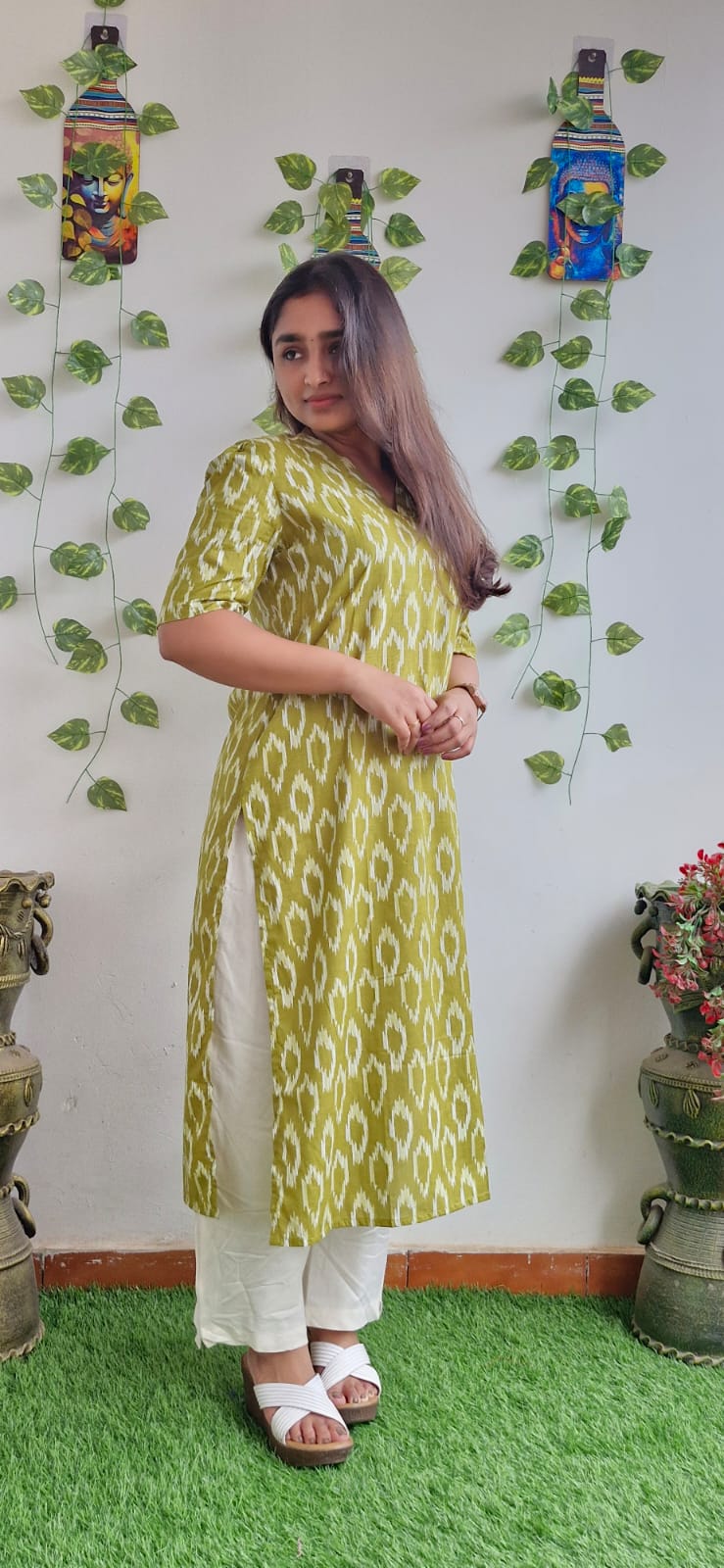 Olive Geometric printed kurta
