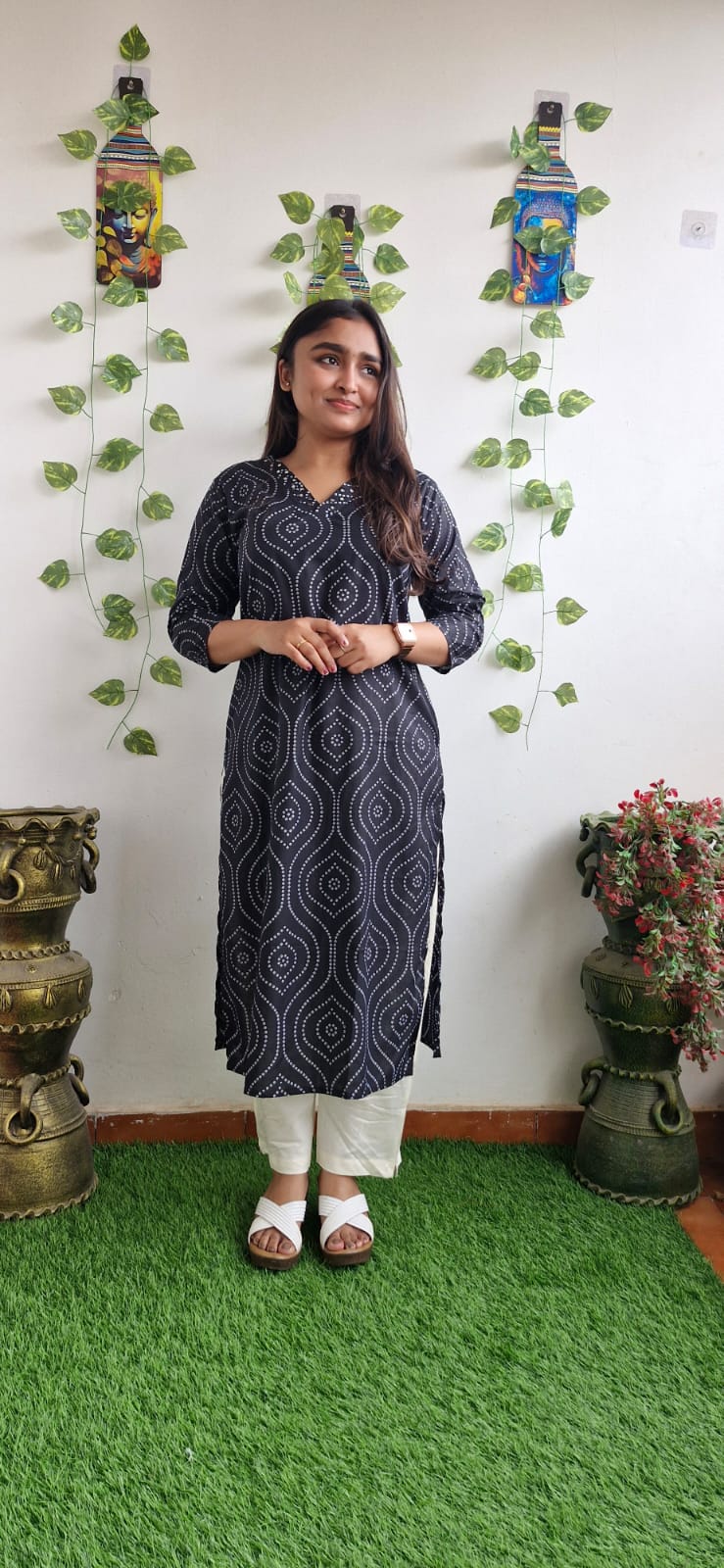 Black Bandhini mirror work kurta