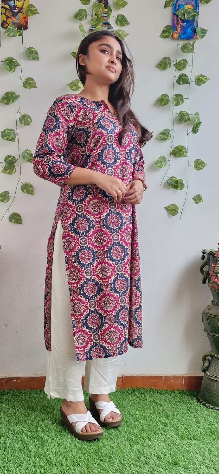 Magenta rangoli kurta