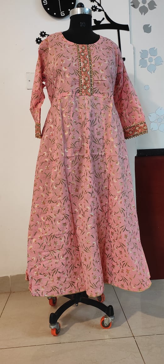Peach Floral Zari Anarkali